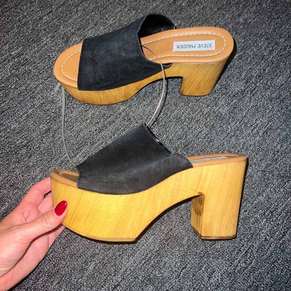 BRAND NEW Steve Madden Wooden Leather Platform Sandals